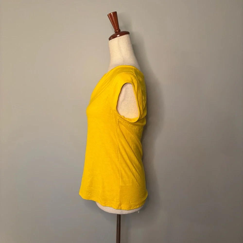 Lilla P Gold V Neck T Shirt size S - Picture 2 of 4